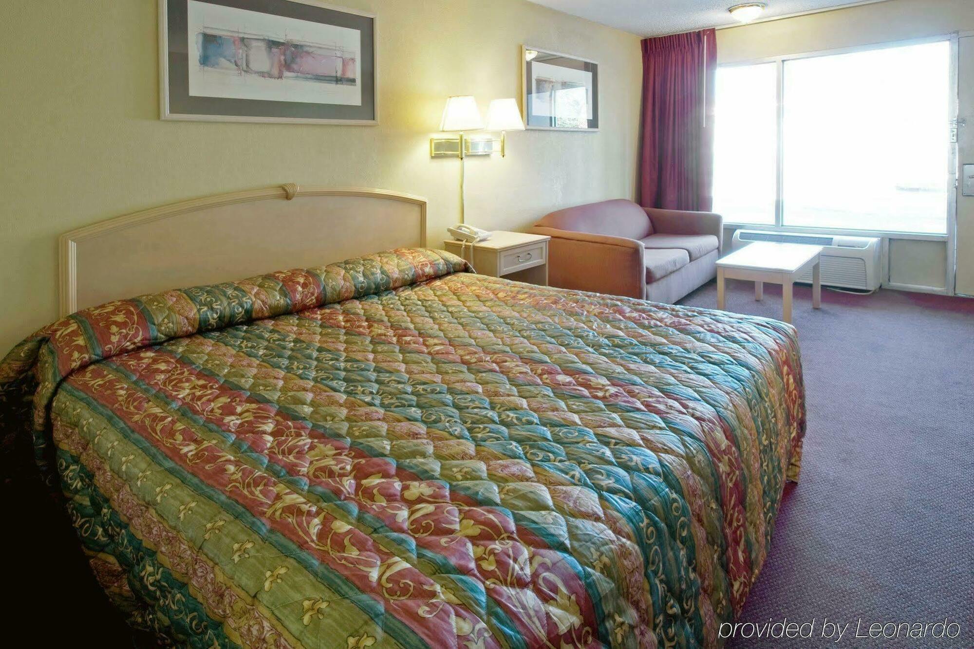 Red Roof Inn Plus+ Birmingham East - Irondale/Airport Ngoại thất bức ảnh