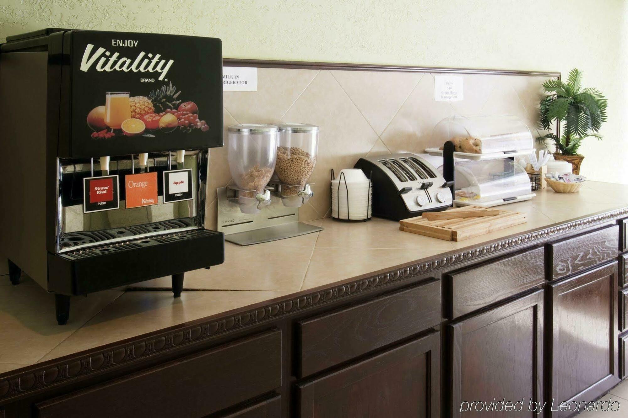 Red Roof Inn Plus+ Birmingham East - Irondale/Airport Ngoại thất bức ảnh